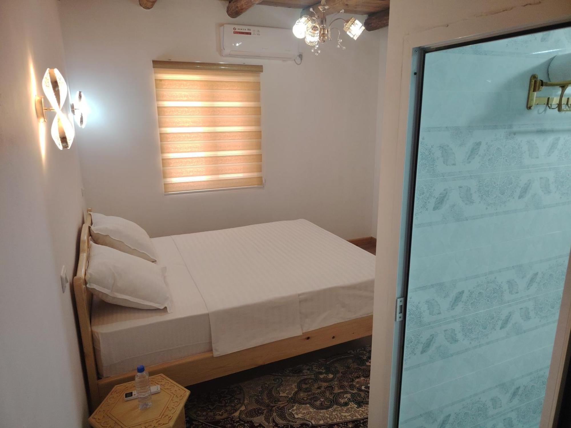 Bed and Breakfast Gold Khiva Esterno foto